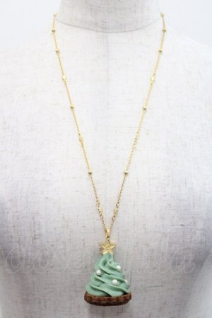 画像: Q-pot. / クリスマスツリーカップケーキネックレス  グリーン I-25-10-29-118-QP-AC-SA-ZI