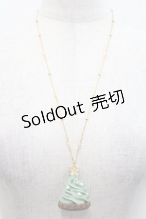 画像: Q-pot. / クリスマスツリーカップケーキネックレス  グリーン I-25-10-29-118-QP-AC-SA-ZI