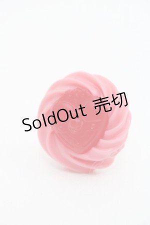 画像: Q-pot. / セーラームーンメイクアップホイップリング  ピンク I-25-10-29-121-QP-AC-SA-ZI