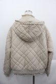 画像2: merry jenny / ナイロンフリルキルティングジャケット  ベージュ I-25-10-29-024-LO-JA-SA-ZI (2)