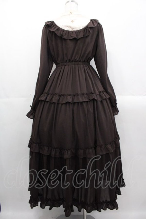 画像2: axes femme kawaii / クラシカルフリルロングワンピ  ブラウン I-25-10-29-032-AX-OP-SA-ZI (2)