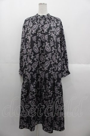 画像: axes femme NOSTALGIE / ペイズリー×ドット柄ワンピース  黒 I-25-10-29-036-AX-OP-SA-ZI