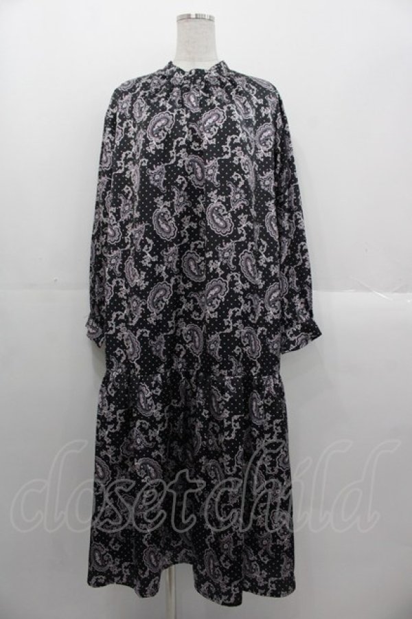 画像1: axes femme NOSTALGIE / ペイズリー×ドット柄ワンピース  黒 I-25-10-29-036-AX-OP-SA-ZI (1)