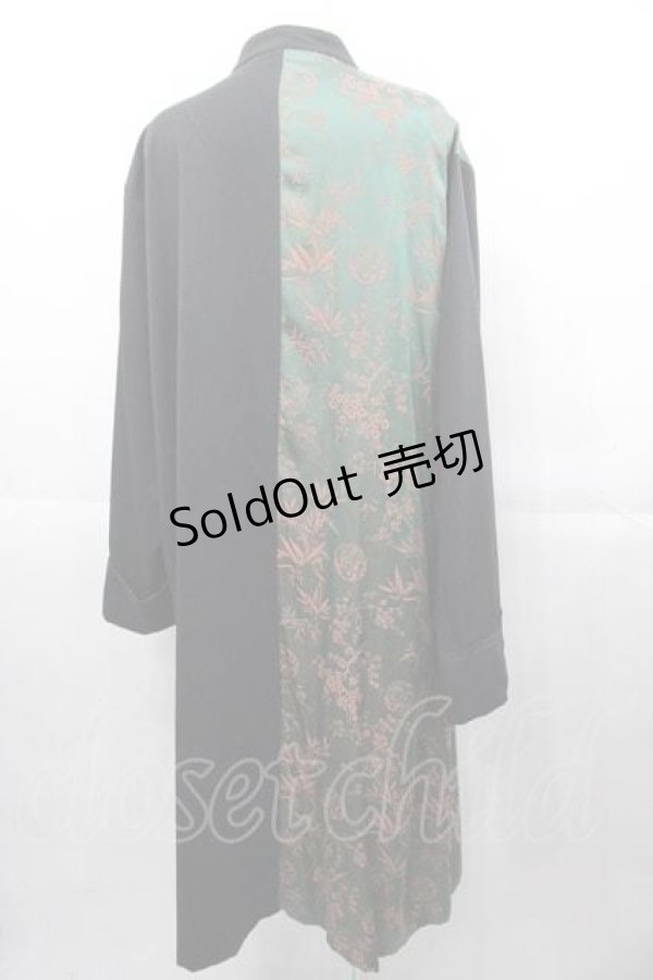 画像2: IRO+IRO / チャイナ切替ワンピース  黒Ｘグリーン I-25-11-04-050-LO-OP-SA-ZI (2)