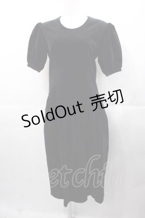 画像: INGEBORG / 別珍半袖ワンピース  黒 I-25-11-04-054-LO-OP-SA-ZI