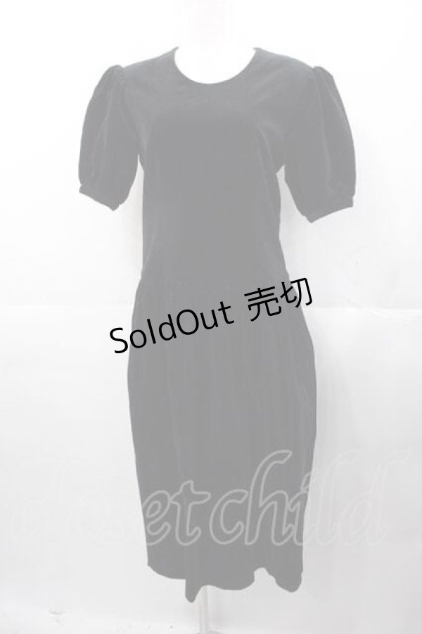 画像1: INGEBORG / 別珍半袖ワンピース  黒 I-25-11-04-054-LO-OP-SA-ZI (1)