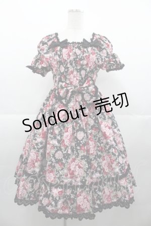 画像: BABY,THE STARS SHINE BRIGHT / シュガーブーケ〜永遠の乙女の憧れ〜柄シャーリングワンピース  黒 I-25-11-07-053-BA-OP-SA-ZI