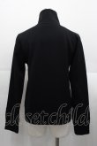 画像2: Jane Marple Dans Le Salon / フロントレースハイネックブルゾン  黒 I-25-11-07-005-JM-JA-SA-ZI (2)
