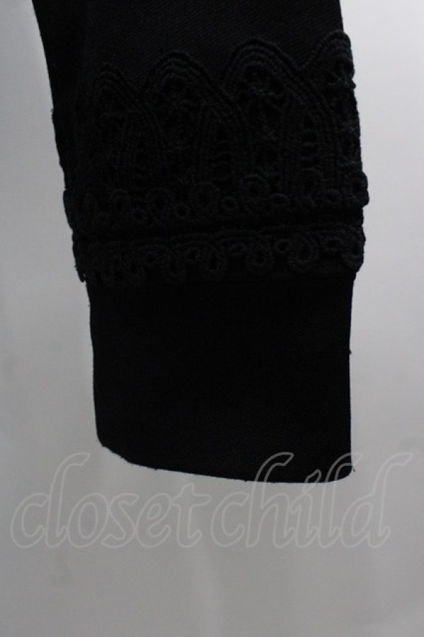 画像3: Jane Marple Dans Le Salon / フロントレースハイネックブルゾン  黒 I-25-11-07-005-JM-JA-SA-ZI (3)