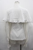 画像2: Sheglit / Beatrixケープブラウス  白 I-25-11-07-026-EL-BL-SA-ZI (2)