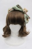 画像2: metamorphose / ガーデニングくまちゃんリボンカチューシャ  グリーン I-25-11-12-094-ME-AC-SA-ZI (2)