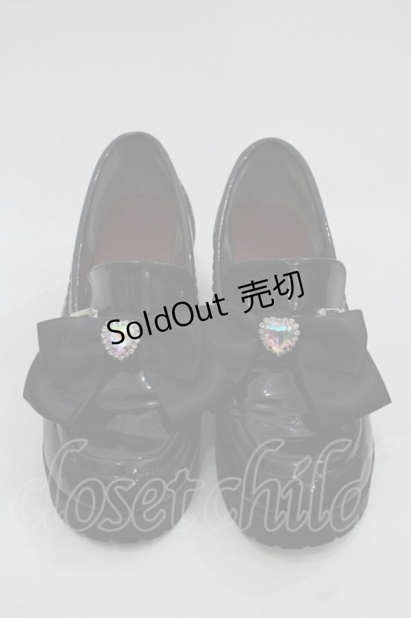 画像1: Amavel / ハートビジュー付きローファーパンプス  ブラック I-25-11-12-118-CA-SH-SA-ZI (1)