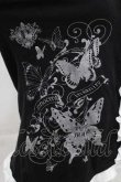画像4: PUTUMAYO / 蝶プリントフロントフリルカットソー  黒ＸシルバーＸ白 I-25-11-15-017-PT-TO-SA-ZI (4)