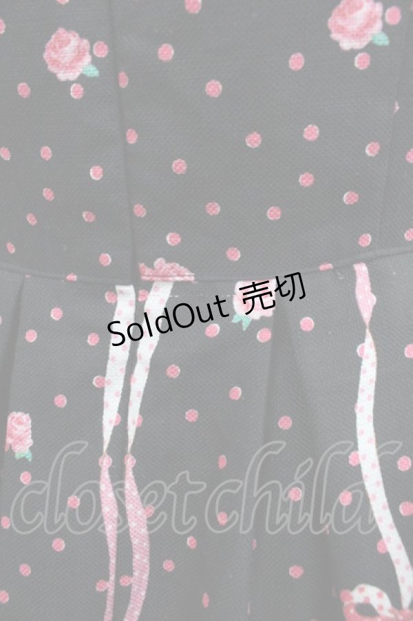 画像3: Emily Temple cute / ROSEブーケノースリーブワンピース  黒Ｘピンク I-25-11-24-058-ET-OP-SA-ZI (3)