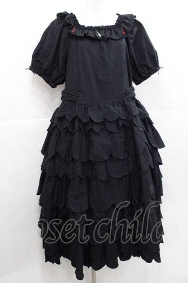 画像1: PINK HOUSE / フルーツ刺繍フリルワンピース  黒 I-25-11-27-051-LO-OP-SA-ZI (1)