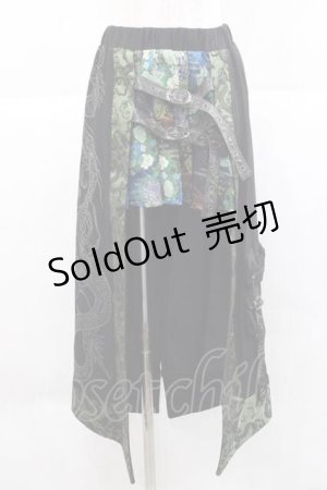 画像: Qutie Frash / 和柄プリーツスカート  黒Ｘ緑 I-25-11-27-061-QU-SK-SA-ZI