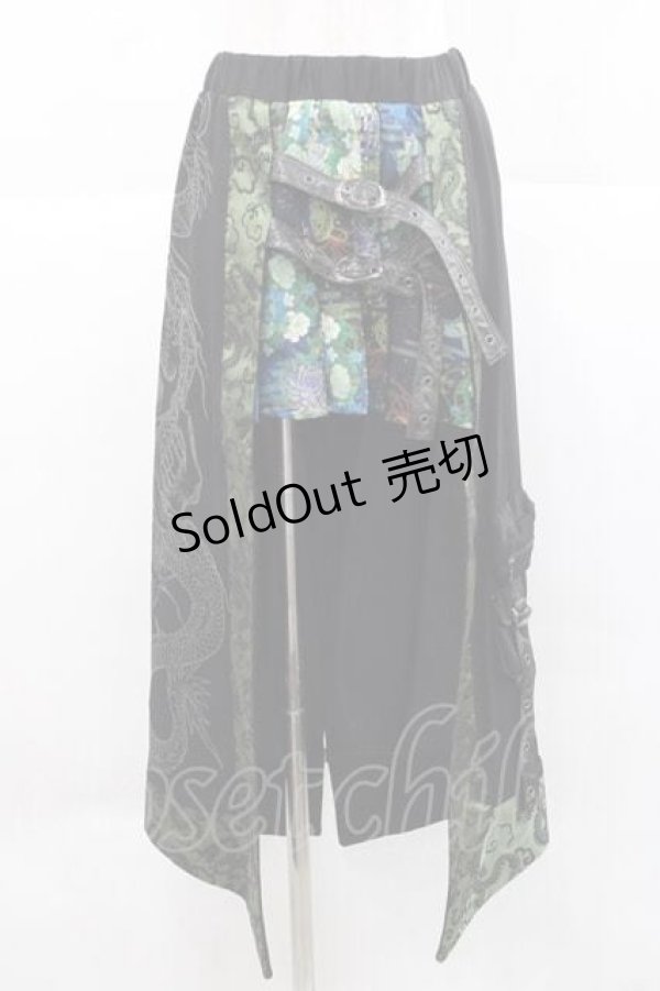 画像1: Qutie Frash / 和柄プリーツスカート  黒Ｘ緑 I-25-11-27-061-QU-SK-SA-ZI (1)