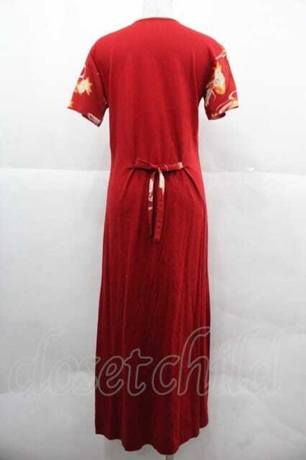 画像2: WONDERFUL WORLD / ちりめん金魚襟カットワンピース  レッド I-25-12-02-061-LO-OP-SA-ZI (2)