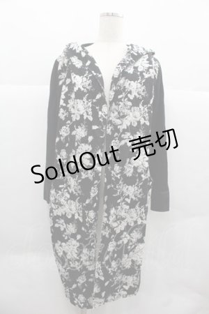 画像: SEX POT ReVeNGe / 薔薇シルエット柄フードロングカーディガン M 黒Ｘ白 I-25-12-06-049-SP-TO-SA-ZI