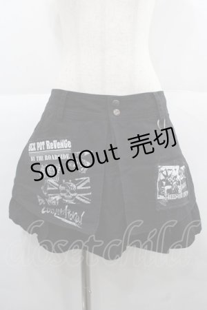 画像: SEX POT ReVeNGe / ワッペンデザインプリーツスカート L 黒Ｘ白 I-25-12-06-099-SP-SK-SA-ZI