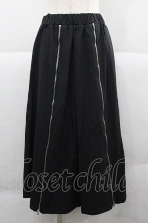 画像: KMK(KINGLY MASK) / フロントZIPスカート  黒Ｘシルバー I-25-12-06-103-PU-SK-SA-ZI