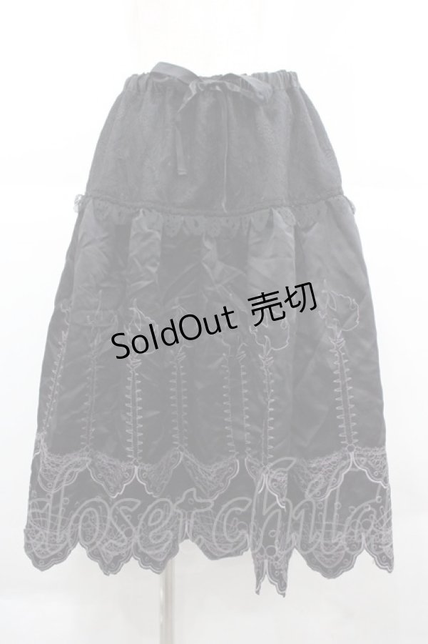 画像1: GRAMM / スカラップレース風刺繍スカート  黒 I-25-12-06-104-HN-SK-SA-ZI (1)