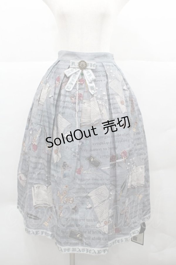 画像1: Chris house lolita(海外ロリータブランド) / レター柄スカート  グレー I-25-12-13-065-LO-OP-SA-ZI (1)