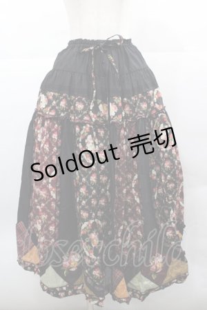 画像: PINK HOUSE / エターナルローズパッチワークスカート  黒 I-25-12-13-068-LO-SK-SA-ZI