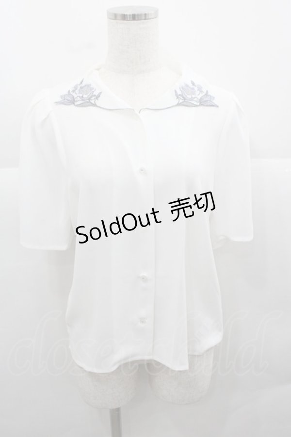 画像1: an another angelus / カンパニュラ刺繍衿ブラウス  白 I-25-12-13-037-CA-BL-SA-ZI (1)