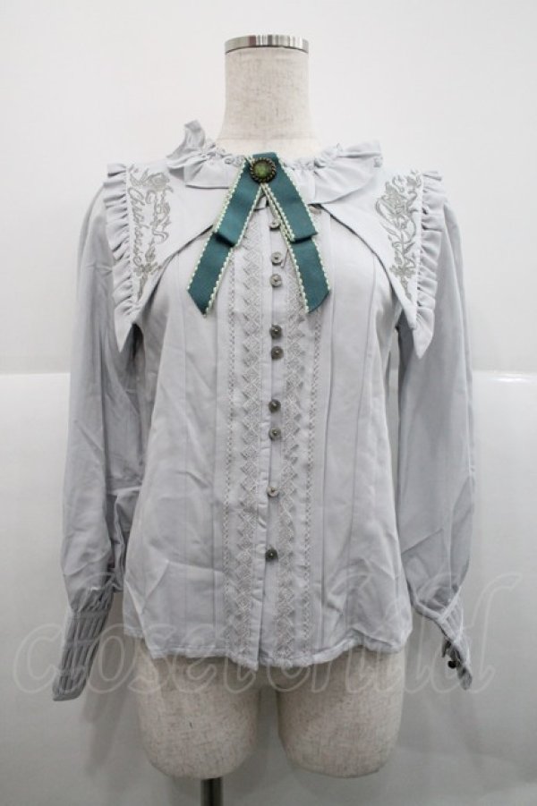 画像1: Chris house lolita(海外ロリータブランド) / フリル襟ピンタックセーラー襟長袖ブラウス  グレー I-25-12-18-006-LO-BL-SA-ZI (1)