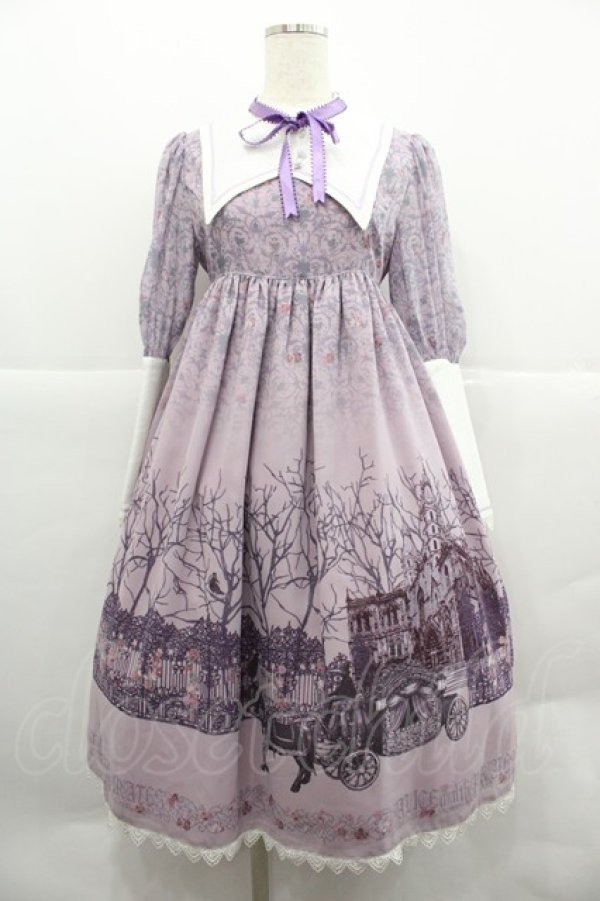 画像1: ALICE and the PIRATES / 薔薇の葬列〜宵闇に咲くアリア〜柄ワンピース  ラベンダー I-25-12-18-064-PA-OP-SA-ZI (1)