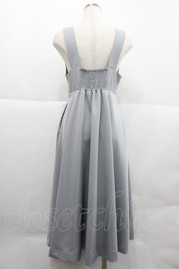 画像2: F i.n.t / チェーンビット使いディープVネックジャンパースカート  グレー I-25-12-18-075-CA-OP-SA-ZI (2)