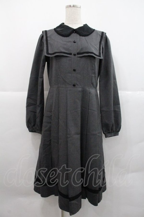 画像1: Emily Temple cute / ダブルカラープリーツワンピース M グレー I-25-12-22-062-ET-OP-SA-ZI (1)