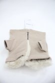 画像2: axes femme / レースアップ×ファー使い手袋  ベージュ I-25-12-22-119-AX-ZA-TE-ZI (2)