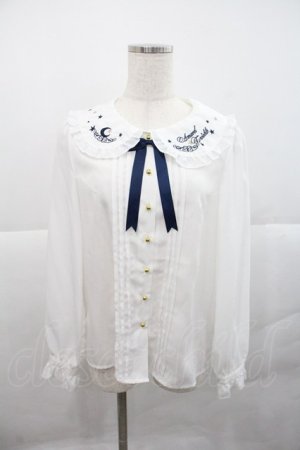 画像: Amavel / 月と星のブラウス  白 I-25-12-22-005-CA-BL-SA-ZI