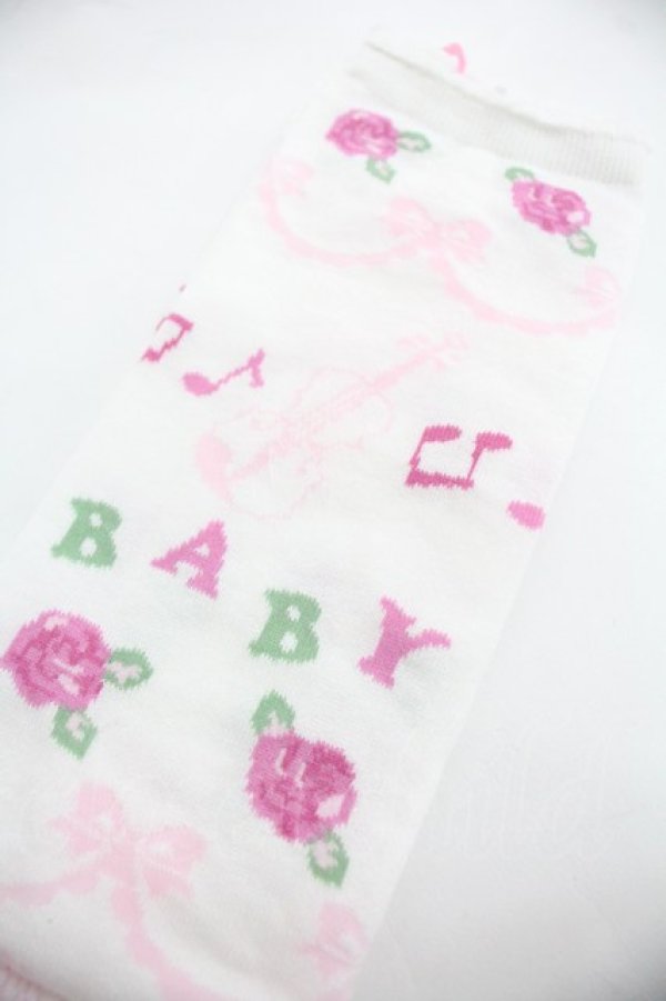画像3: BABY,THE STARS SHINE BRIGHT / La La La ♪ Swing Furry Puppy柄オーバーニーソックス  ホワイト I-25-12-24-038-BA-ZA-SA-ZI (3)