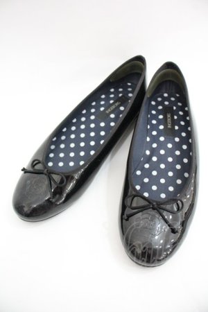 画像: INGEBORG / バレエシューズ 5 黒 I-25-12-24-060-LO-SH-SA-ZI