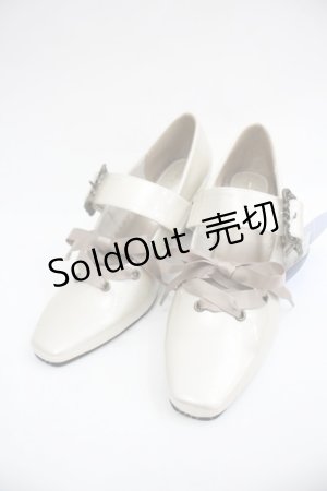 画像: axes femme kawaii / バックルデザインパンプス L ベージュ I-25-12-24-063-AX-SH-TE-ZI