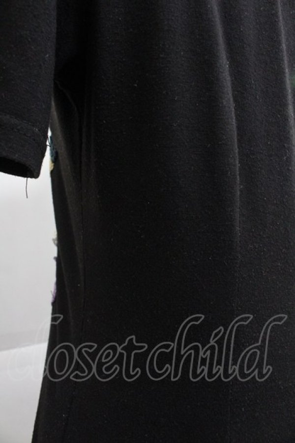 画像3: OZZ ANGELO / 鍵プリントレースデザイン半袖カットソー  黒 I-25-12-24-088-OO-TO-SA-ZI (3)