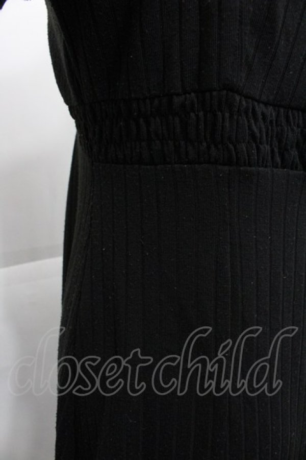 画像3: Ozz oneste / フロント編み上げサイド刺繍長袖ワンピース  黒 I-25-12-24-089-OO-OP-SA-ZI (3)