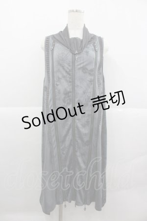 画像: Ozz conte / 歯車プリントノースリーブワンピース  グレー I-25-12-24-102-OO-OP-SA-ZI