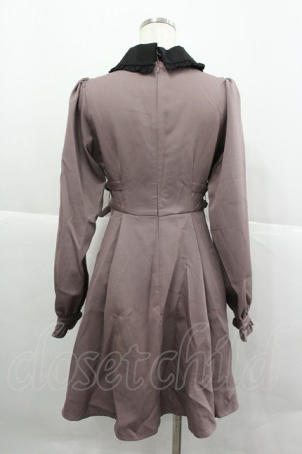 画像2: Rojita / ブローチ付きレース切替クロスベルトワンピース  ピンク I-25-12-24-112-LO-OP-SA-ZI (2)