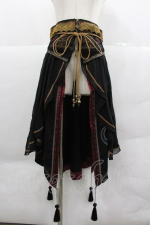 画像: Ozz oneste / 金魚プリントシフォン重ねコルセットオーバースカート  黒 I-25-12-24-125-OO-SK-SA-ZI