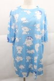 画像1: LISTEN FLAVOR / クレヨンしんちゃんコラボシロ総柄ビッグTシャツ  ライトブルー I-25-12-27-056-PU-TS-SA-ZI (1)