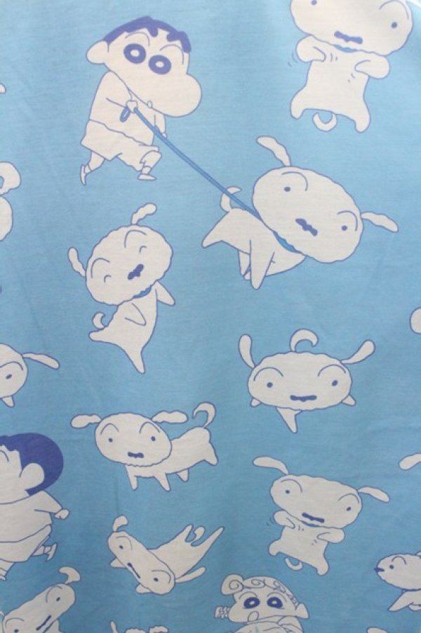画像3: LISTEN FLAVOR / クレヨンしんちゃんコラボシロ総柄ビッグTシャツ  ライトブルー I-25-12-27-056-PU-TS-SA-ZI (3)