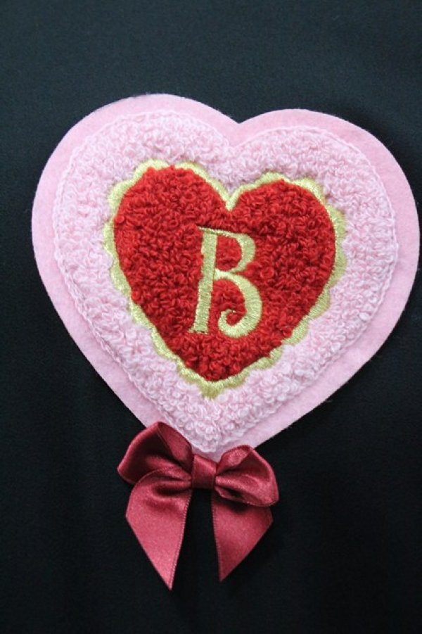 画像4: BABY,THE STARS SHINE BRIGHT / うさくみゃちゃんのSweet Loveスタジアムジャンパー  黒Ｘピンク I-25-12-27-070-BA-JA-SA-ZI (4)