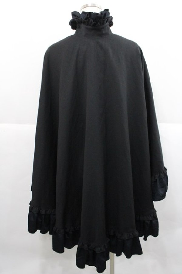 画像2: MARBLE / ヴァンパイアタイ付き立ち襟フリルマント  黒 I-25-12-27-075-GO-JA-SA-ZI (2)