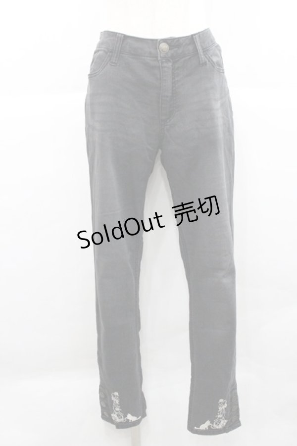 画像1: axes femme / ねこ刺繍デニムパギンス L 黒 I-25-12-27-113-AX-PA-TE-ZI (1)