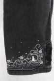 画像6: axes femme / ポケット刺繍デニムパンツ  黒デニム I-25-12-27-118-AX-PA-SA-ZI (6)