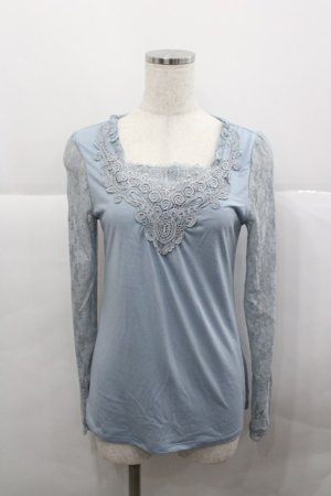 画像: axes femme / 袖レーシーインナープルオーバー  サックス I-25-12-27-022-AX-TO-SA-ZI